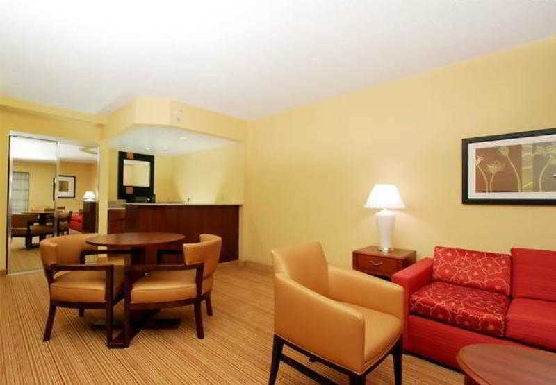 Отель Courtyard Houston I-10 West/Energy Corridor Номер фото